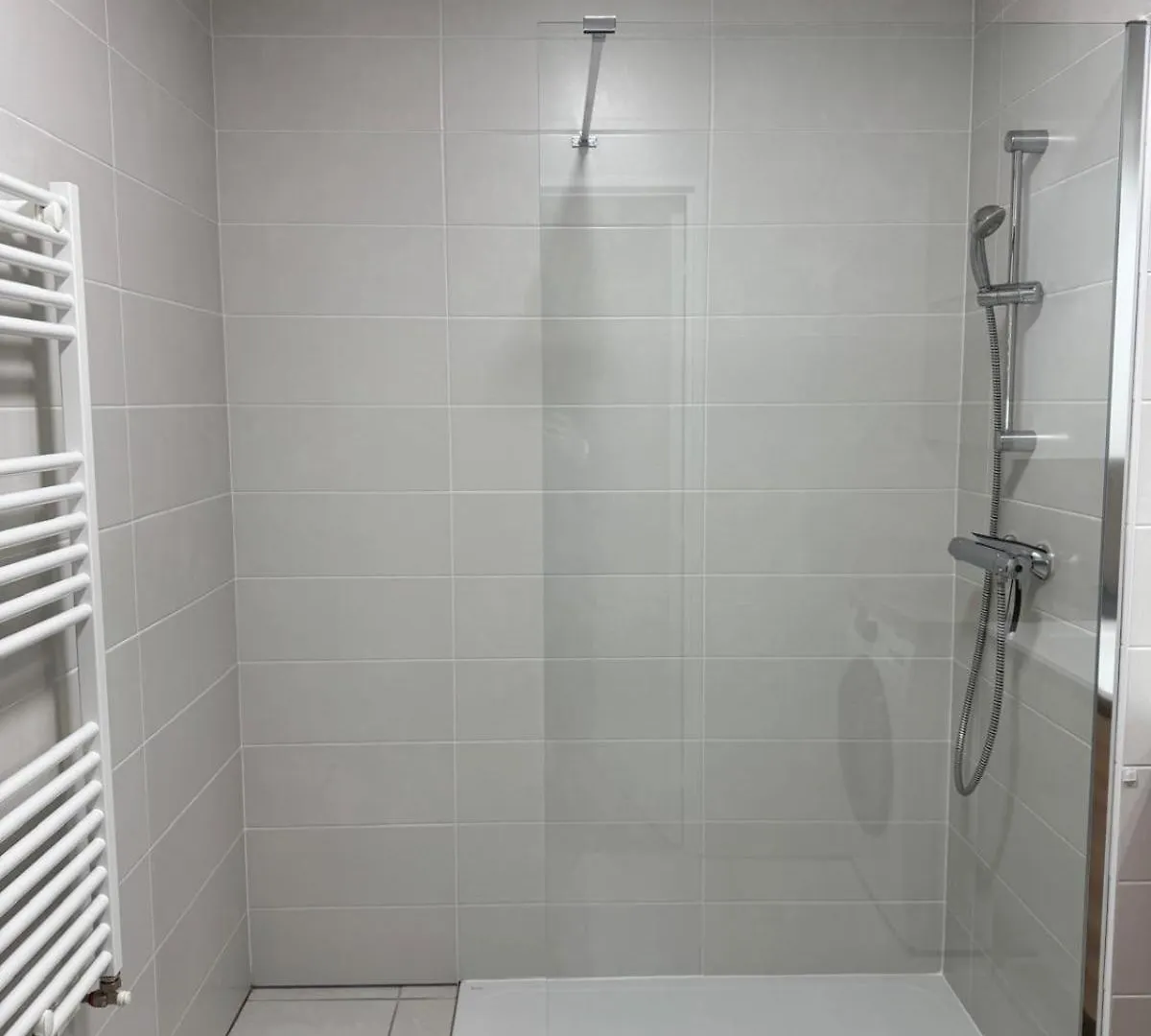 Apartment La Parenthese Du Lac - Lake View And Private Parking Aix-les-Bains