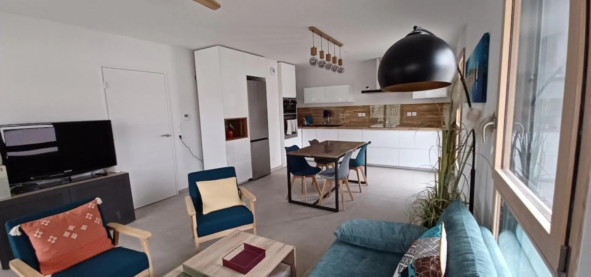 La Parenthese Du Lac - Lake View And Private Parking Aix-les-Bains 0*,  France